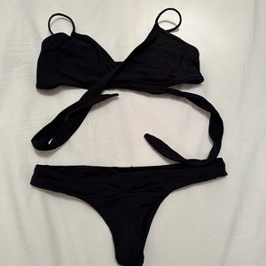 L space black bikini